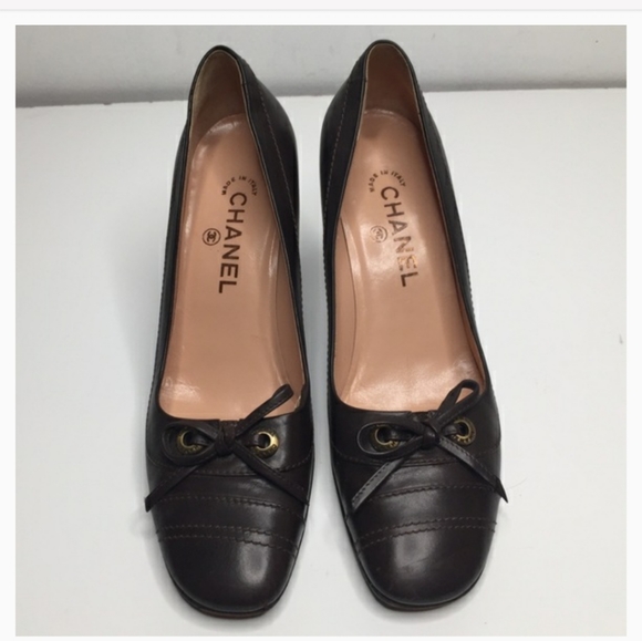 vintage brown Chanel Pumps - Picture 4 of 8